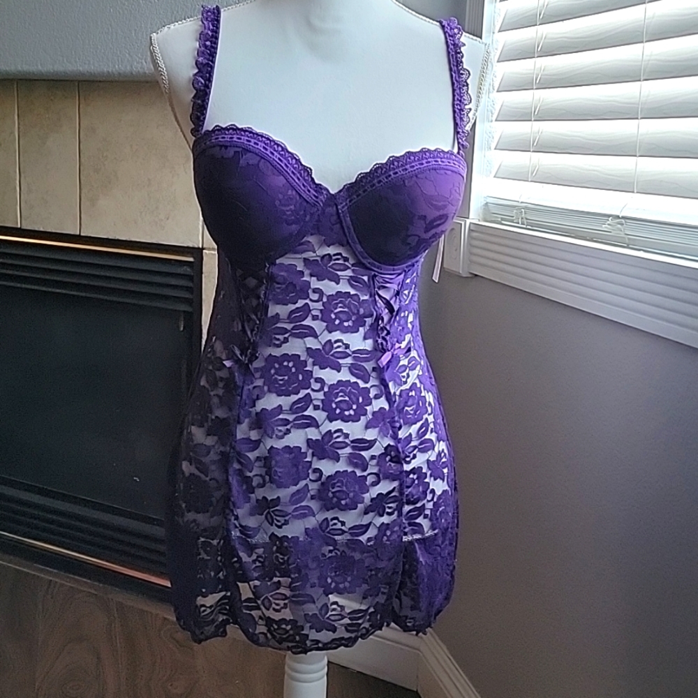 Jezebel, 2-pc set lace lingerie set, large, dark purple